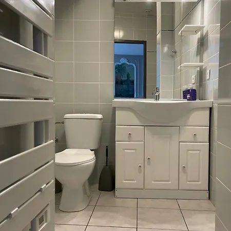 D'hotes La Colombe לינה וארוחת בוקר